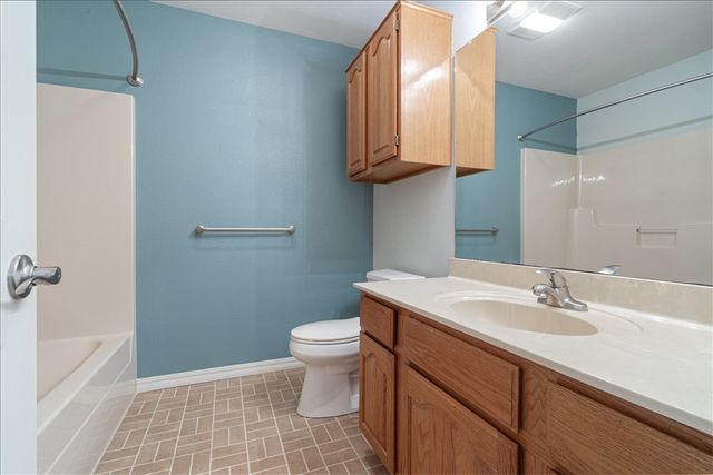 306 Misti Court, Siloam Springs, AR 72761