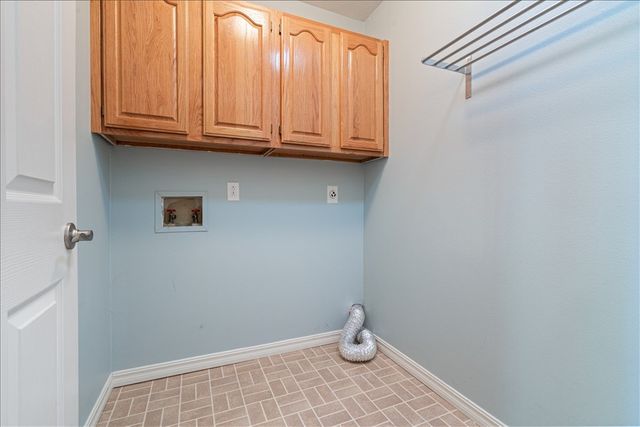 306 Misti Court, Siloam Springs, AR 72761