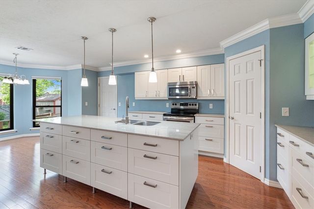 306 Misti Court, Siloam Springs, AR 72761