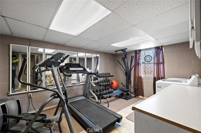 3010 Elmwood Avenue, Bakersfield, CA 93305