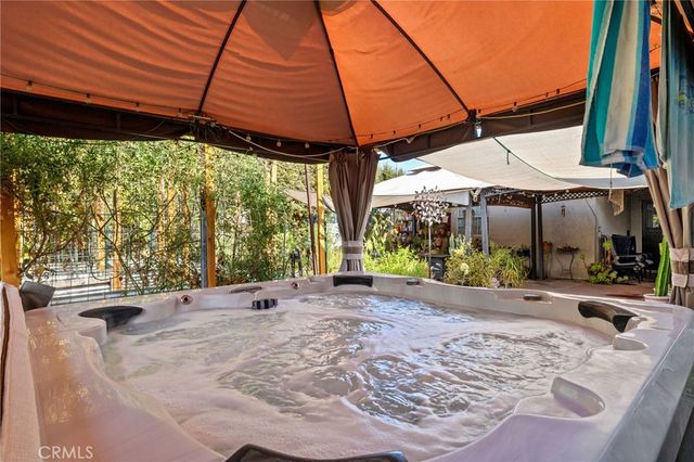 3010 Elmwood Avenue, Bakersfield, CA 93305