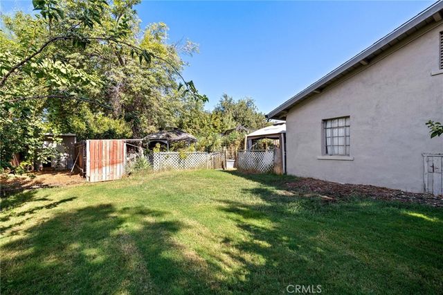 3010 Elmwood Avenue, Bakersfield, CA 93305