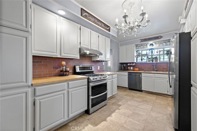 3010 Elmwood Avenue, Bakersfield, CA 93305