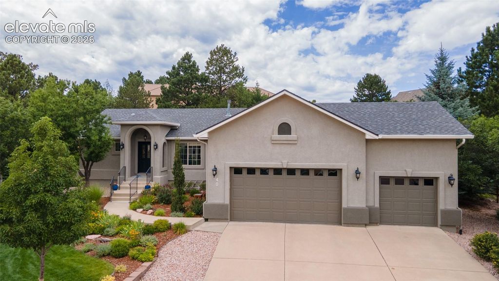40 Wuthering Heights Drive, Colorado Springs, CO 80921 — exterior