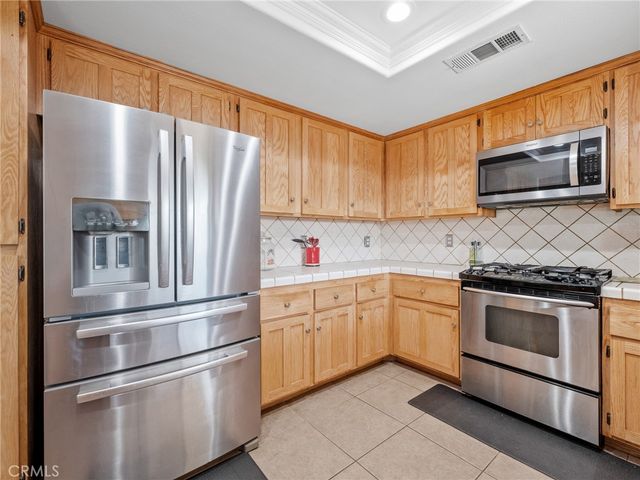 13776 Natoma Road, Apple Valley, CA 92307