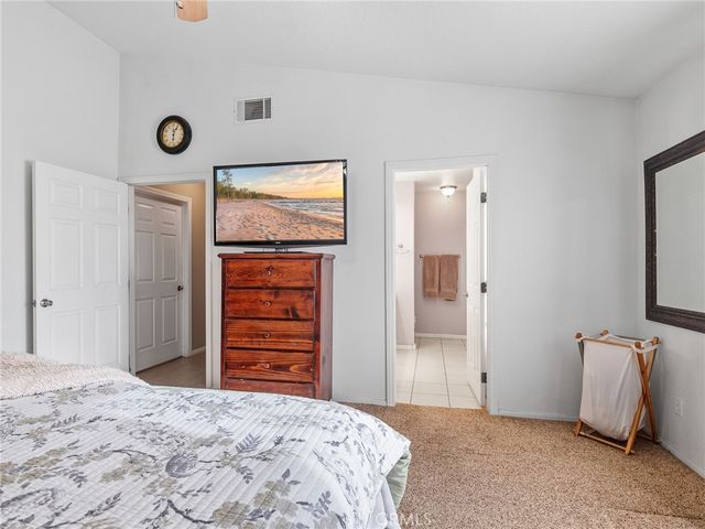 13776 Natoma Road, Apple Valley, CA 92307