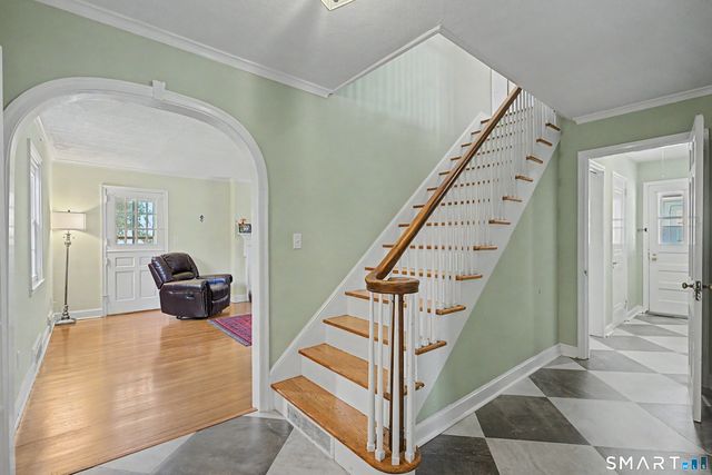 60 Briarcliff Road, Hamden, CT 06518