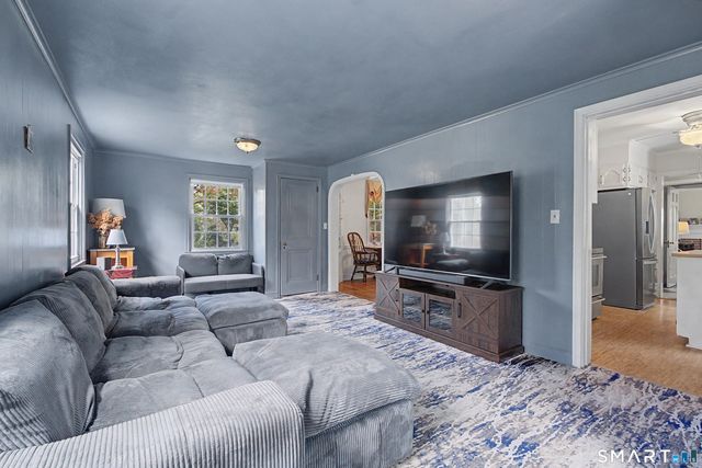 60 Briarcliff Road, Hamden, CT 06518