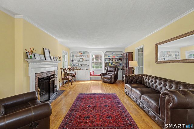 60 Briarcliff Road, Hamden, CT 06518
