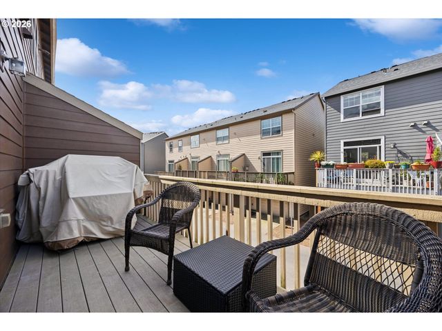 11016 Sw MALLOW Ter, Portland, OR 97223