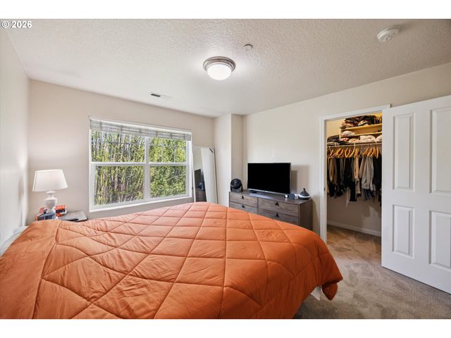 11016 Sw MALLOW Ter, Portland, OR 97223