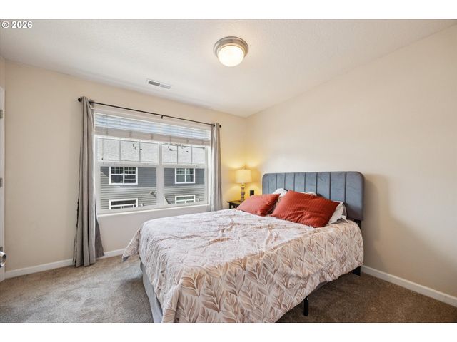 11016 Sw MALLOW Ter, Portland, OR 97223