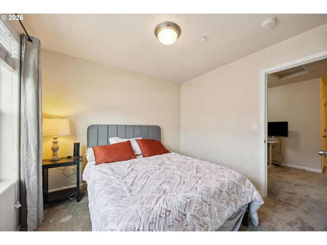 11016 Sw MALLOW Ter, Portland, OR 97223