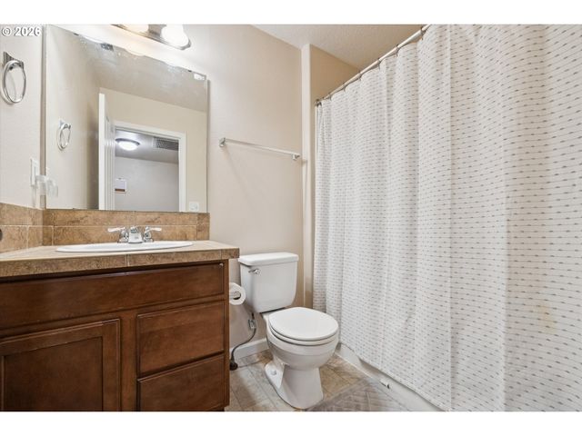 11016 Sw MALLOW Ter, Portland, OR 97223