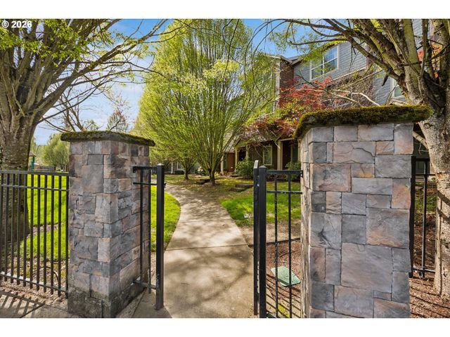 11016 Sw MALLOW Ter, Portland, OR 97223