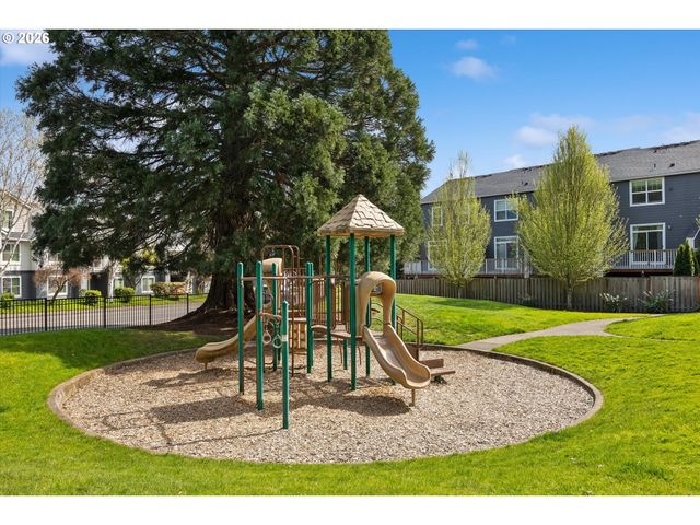 11016 Sw MALLOW Ter, Portland, OR 97223