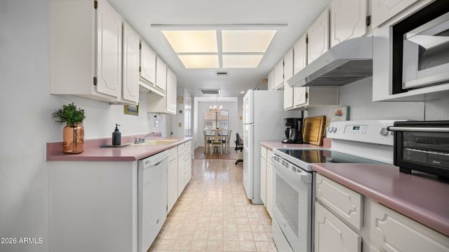 520 S GREENFIELD Road 22, Mesa, AZ 85206