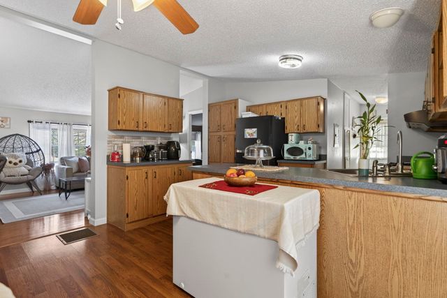 31 Mcelwain Street, Merrimack, NH 03054