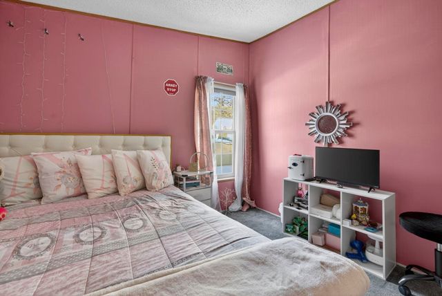 31 Mcelwain Street, Merrimack, NH 03054