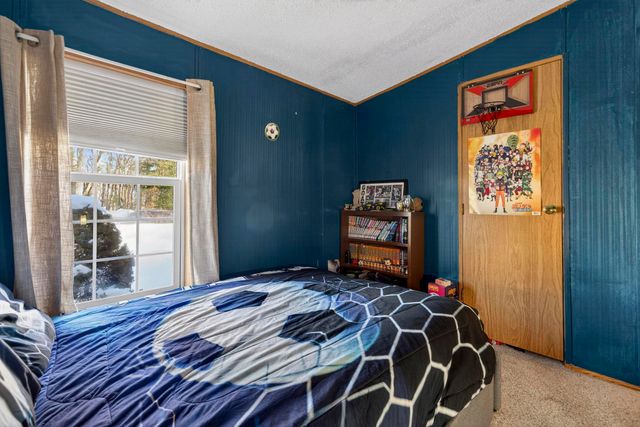 31 Mcelwain Street, Merrimack, NH 03054