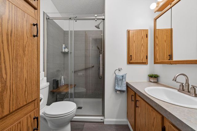 31 Mcelwain Street, Merrimack, NH 03054