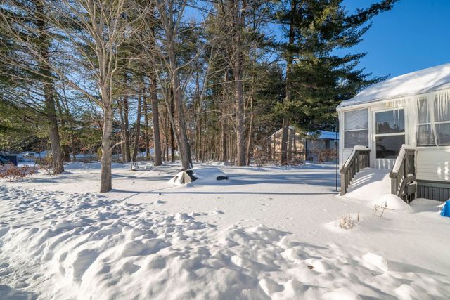 31 Mcelwain Street, Merrimack, NH 03054