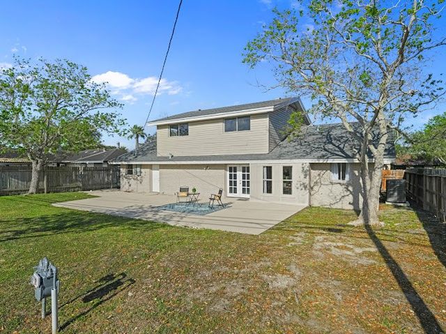 5210 Honeysuckle, Corpus Christi, TX 78415