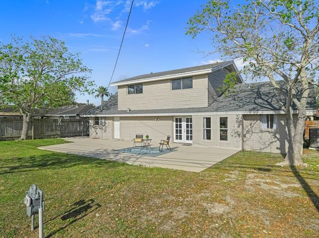 5210 Honeysuckle, Corpus Christi, TX 78415