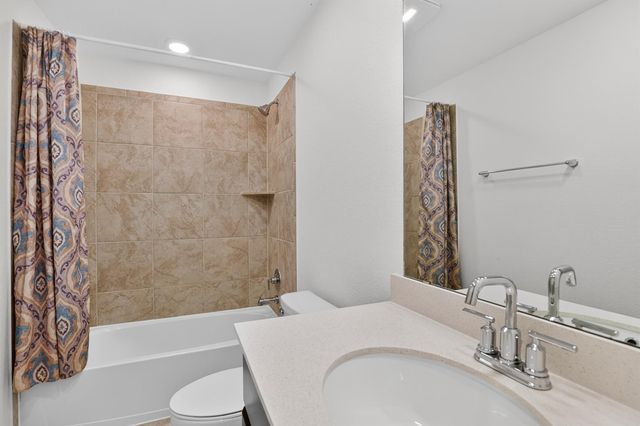 116 Gracie WAY, Hutto, TX 78634