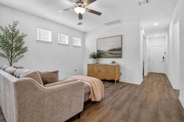 116 Gracie WAY, Hutto, TX 78634
