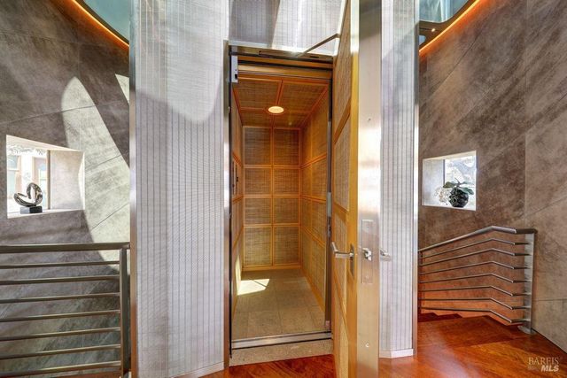 445 Belvedere Ave, Belvedere, CA 94920