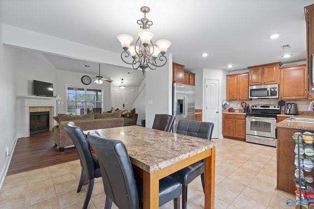 15813 Cold Branch Dr NW, Harvest, AL 35749