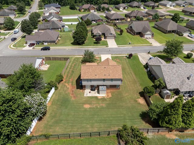 15813 Cold Branch Dr NW, Harvest, AL 35749