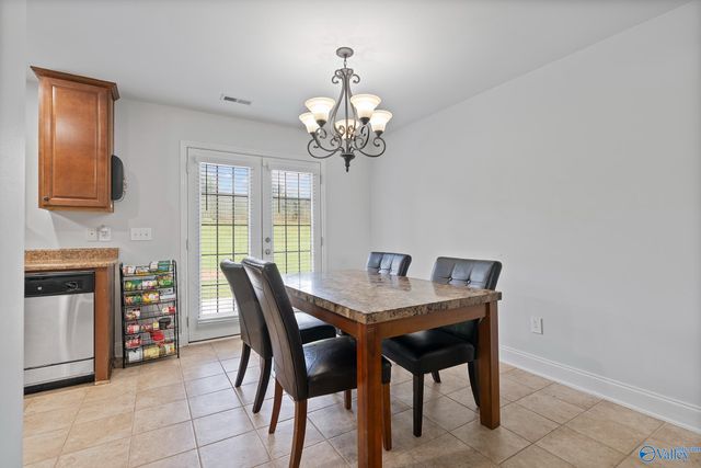 15813 Cold Branch Dr NW, Harvest, AL 35749