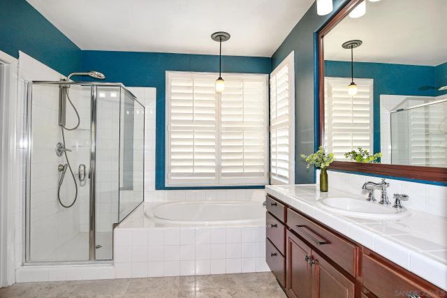 3805 Sacramento Dr, La Mesa, CA 91941