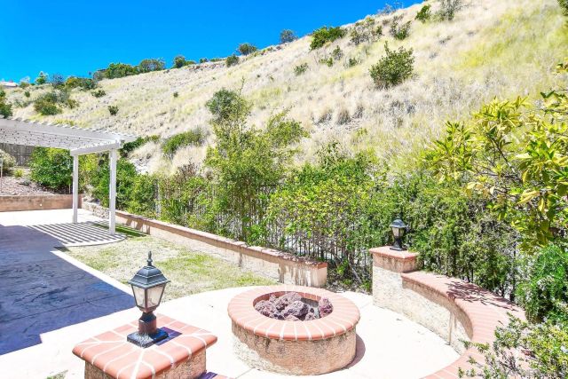 3805 Sacramento Dr, La Mesa, CA 91941
