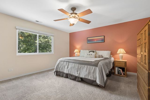 1039 Silver Hill Circle, Joliet, IL 60432