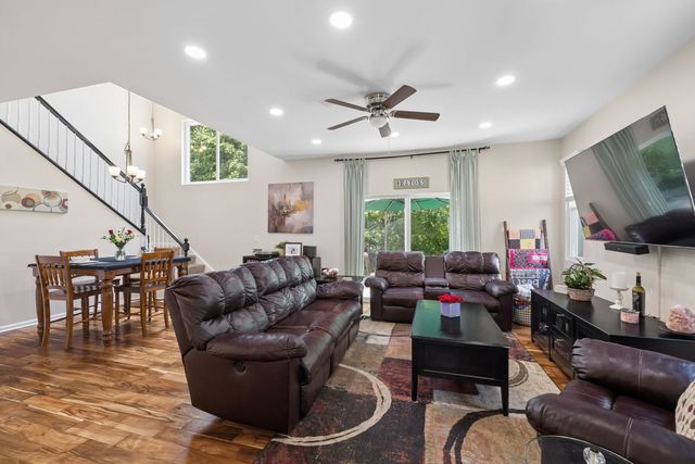 1039 Silver Hill Circle, Joliet, IL 60432