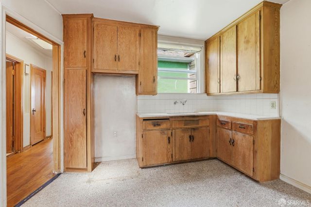 691 32nd Avenue, San Francisco, CA 94121