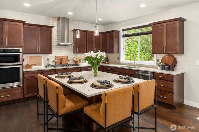 13530 NE 128th Place, Kirkland, WA 98034