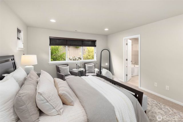 13530 NE 128th Place, Kirkland, WA 98034