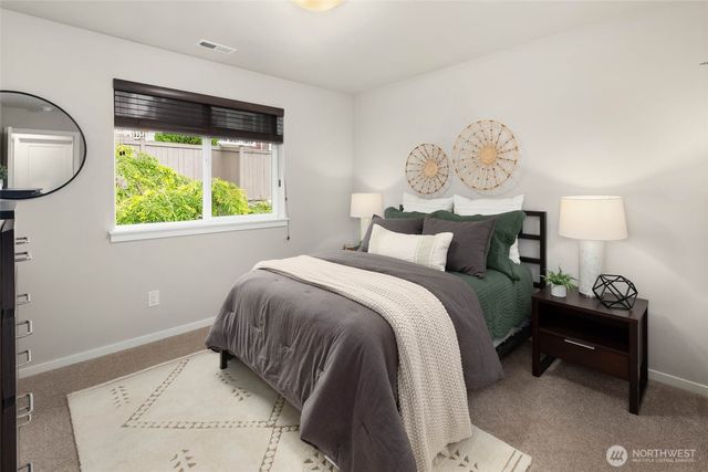 13530 NE 128th Place, Kirkland, WA 98034