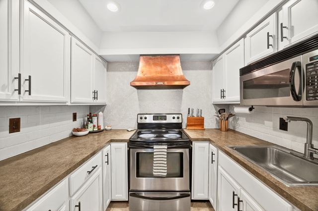 5025 Hillsboro Pike Apt 22G, Nashville, TN 37215