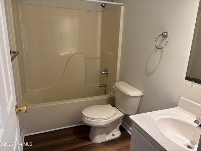 805 N Sycamore Street, Aberdeen, NC 28315