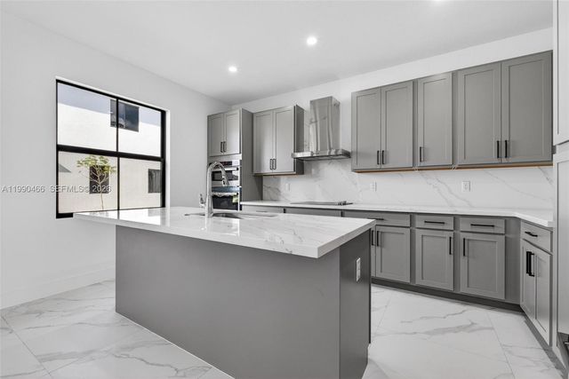 15441 SW 20th Ln 15441, Miami, FL 33185