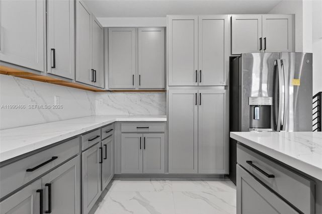 15441 SW 20th Ln 15441, Miami, FL 33185