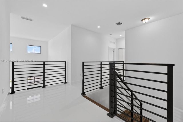 15441 SW 20th Ln 15441, Miami, FL 33185