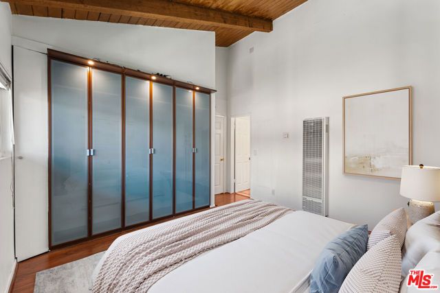4842 Hollow Corner Road 405, Culver City, CA 90230