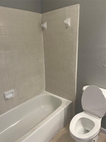 12400 Brookglade Circle 60, Houston, TX 77099