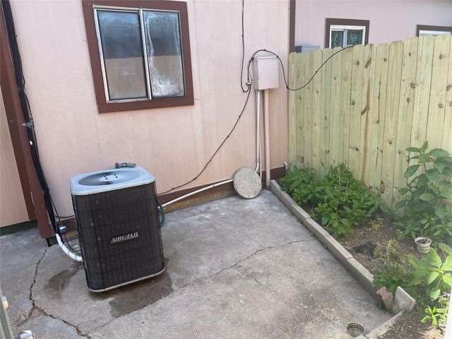 12400 Brookglade Circle 60, Houston, TX 77099
